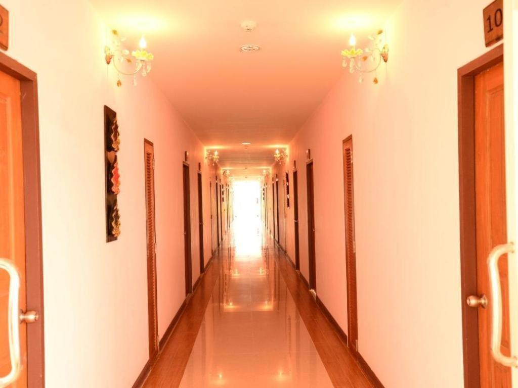 Juntima Boutique Hotel Phetchaburi Eksteriør billede