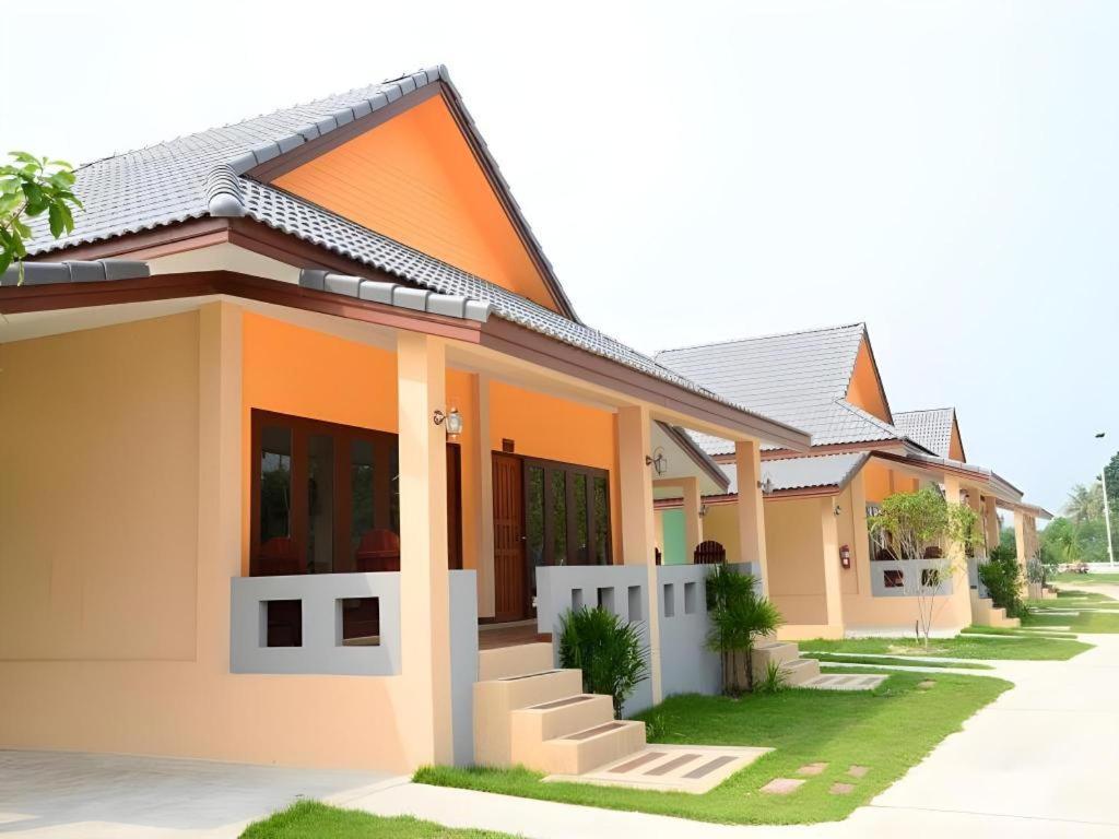 Juntima Boutique Hotel Phetchaburi Eksteriør billede