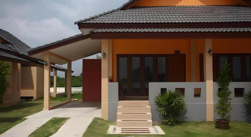 Juntima Boutique Hotel Phetchaburi Eksteriør billede