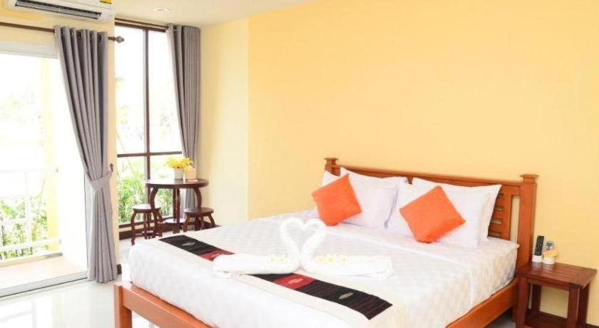 Juntima Boutique Hotel Phetchaburi Eksteriør billede