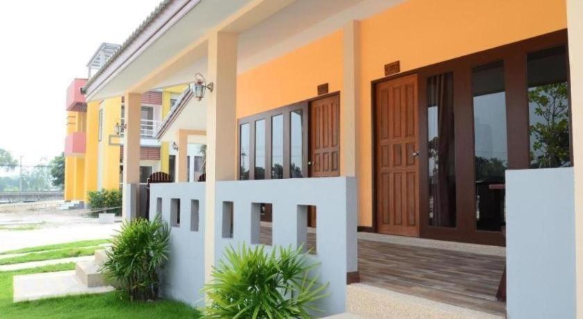 Juntima Boutique Hotel Phetchaburi Eksteriør billede