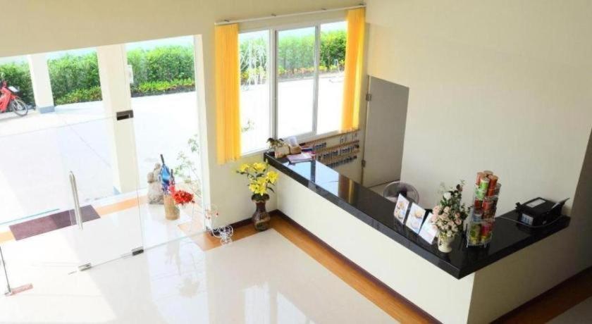 Juntima Boutique Hotel Phetchaburi Eksteriør billede
