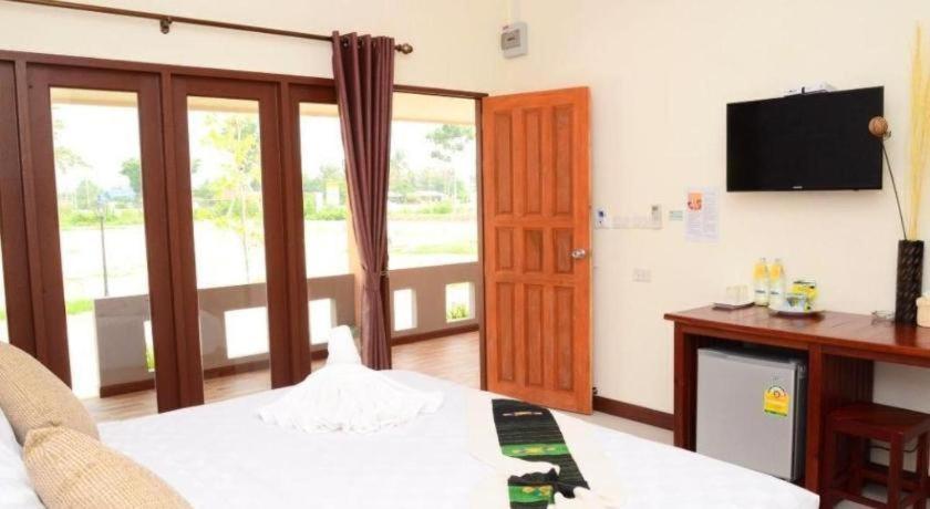 Juntima Boutique Hotel Phetchaburi Eksteriør billede