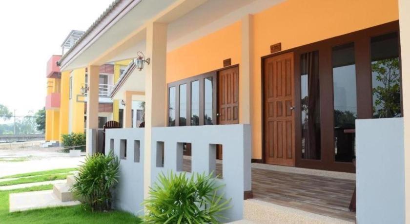 Juntima Boutique Hotel Phetchaburi Eksteriør billede
